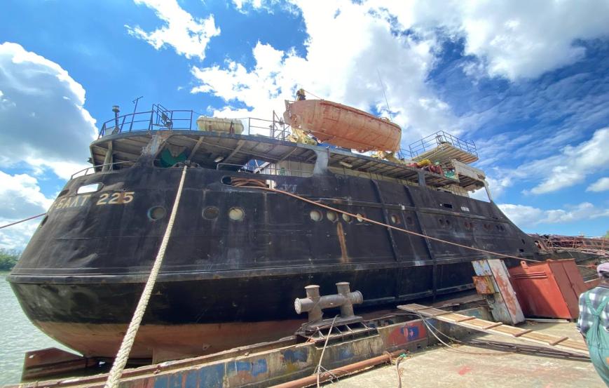 судно &laquo;VolgoBalt 225&raquo; 